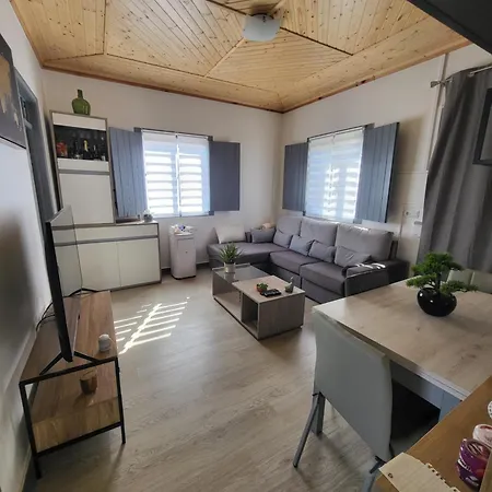 Bed & Breakfast Portela Alr *