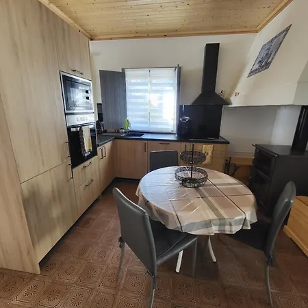 Bed & Breakfast Portela Alr *
